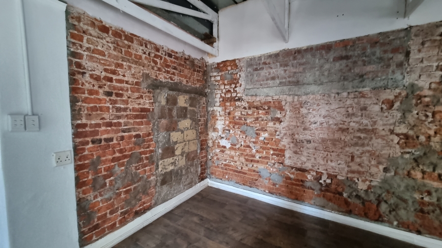 To Let Commercial Property for Rent in Woodstock Western Cape